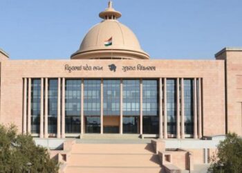 Gujarat की 25 साल की सियासत में बड़ा बदलाव!