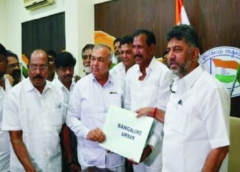 पांचवी पास कांग्रेस नेता के पास 1743 करोड़ की संपत्ति