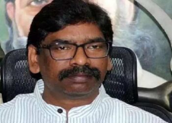 गिर जाएगी झारखंड की सरकार
