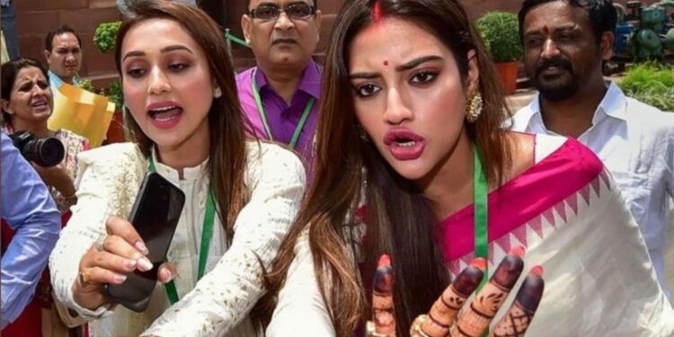 लुटेरी हैं नुसरत जहां और मिमी चक्रवर्ती!