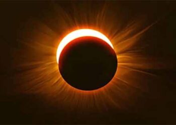 Surya Grahan 2022 : इस वर्ष का आखिरी सूर्य ग्रहण आज, गलती से भी न करें ये काम
