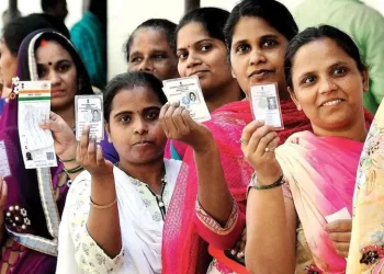 Gujarat Election 2022:आधी आबादी को प्रत्याशी बनाने में दिखाई कंजूसी, 182 विधानसभा सीट, 189 महिला उम्मीदवार