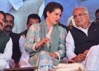 CM Bhupesh Baghel:हिमाचल की जीत से बढ़ा भूपेश बघेल का सियासी कद, बाबा पर हावी हुए काका