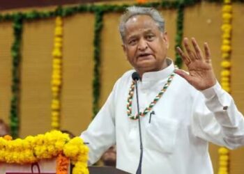Ashok Gehlot Targeted BJP:गणतंत्र दिवस पर CM गहलोत का सियासी हमला—विपक्ष ने चार साल दिखाया निकम्मापन, कहा हम मिशन 156 पर कर रहे काम