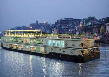 Longest Cruise GangaVilas: दुनिया का सबसे लंबा रिवरक्रूज गंगाविलास यात्रा पर रवाना, पीएम मोदी ने किया उद्घाटन