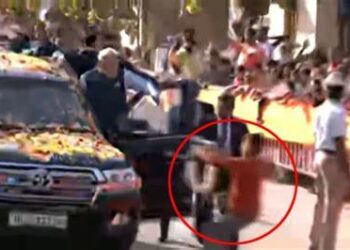 PM Modi Security Breach: प्रधानमंत्री मोदी की सुरक्षा में बड़ी चूक, हुबली में एक युवक कार के करीब पहुंचा