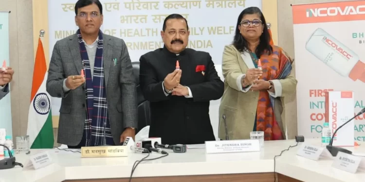 कोविड 19 के लिए दुनिया का पहला नेजल वैक्सीन लांच, केंद्रीय स्वास्थ्य मंत्री ने किया उद्घाटन