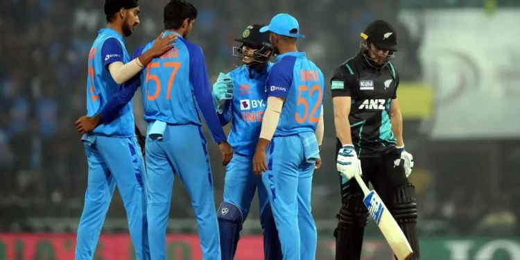 भारत ने टी-20 का मैच सबसे बड़े अंतर से जीत कर सीरीज अपने नाम की, कीवियों को 2-1 से हराया