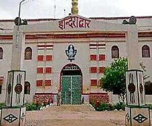 पहले अतीक अब उसके हत्यारों से क्यों परेशान है यूपी पुलिस