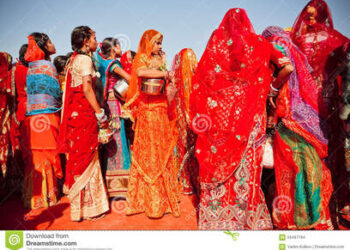 क्या अपनों के निशाने पर आ रही है नीतीश सरकार?