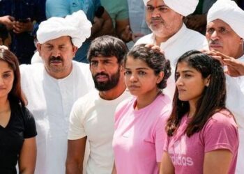 किसानों की एक घोषणा ने उड़ा दी सरकार की नींद !