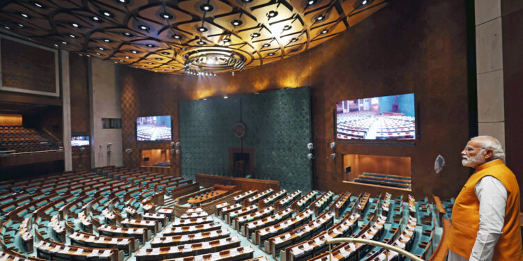 नए संसद भवन: सुप्रीम कोर्ट में लगी याचिका में क्या क्या कहा,ये रहा पूरा मामला