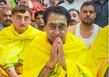 Congress BJP Hindutva Card