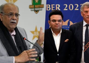 ICC के अधिकारी पहुंचे पाकिस्तान, क्या खतरे में है  भारत और पाकिस्तान का वर्ल्ड कप में मुकाबला ?