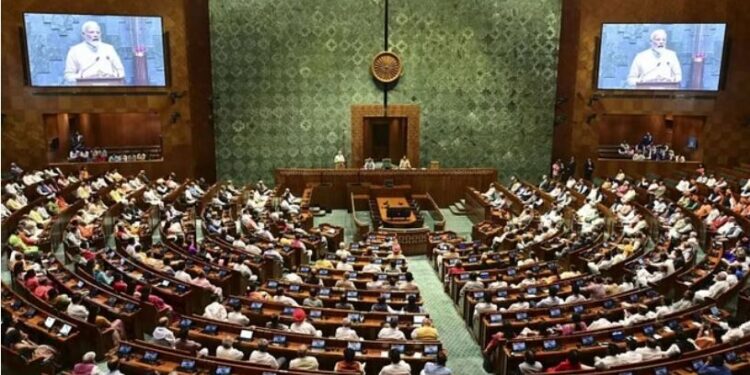 20 जुलाई से शुरु हो रहे संसद के मानसून सत्र में होगा भारी हंगामा,केंद्रीय मंत्री सभी दलों से कर रहे अपील