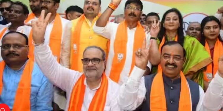 भाजपा ने चुनिंदा दिग्गज नेताओं के लिए खोला दरवाजा: विरोधियों की बढ़ी चिंता, ये रही आगे की रणनीति