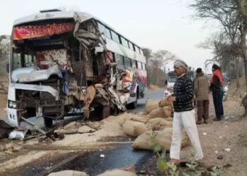 sleeper coach bus