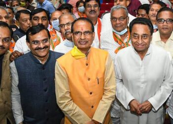 मध्य प्रदेश: बीजेपी में शामिल होंगे कमलनाथ, नकुल? लोकसभा चुनाव-2024 से पहले कांग्रेस को लगेगा बड़ा झटका!