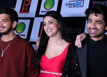 अभिषेक की पार्टी में हुए BB कंटेस्टेंट शामिल, मुनव्वर-मन्नारा लगे गले..