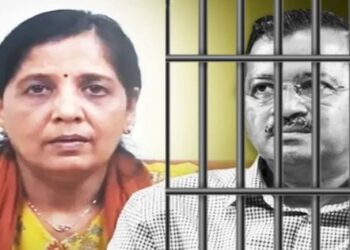 Aam Aadmi Party chief CM Arvind Kejriwal wife Sunita Kejriwal active