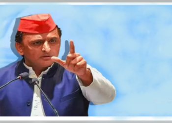 Lok Sabha Elections Kannauj Uttar Pradesh Akhilesh Yadav angry sloganeering Police SP DM