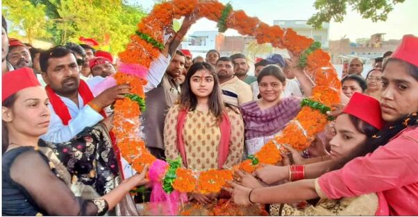 Samajwadi Party supremo Akhilesh Yadavs daughter Aditi Yadav contesting Lok Sabha elections from Kannauj seat Dimple Yadav