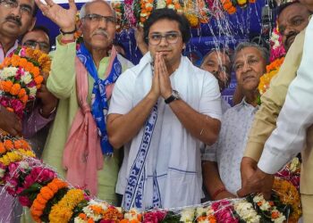 UP: क्या Akash Anand की दोबारा होगी BSP में एंट्री? क्या मायावती सही मौके का इंतजार कर रही हैं?