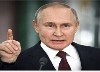 Russian President Vladimir Putin demands Ukraine give land end war