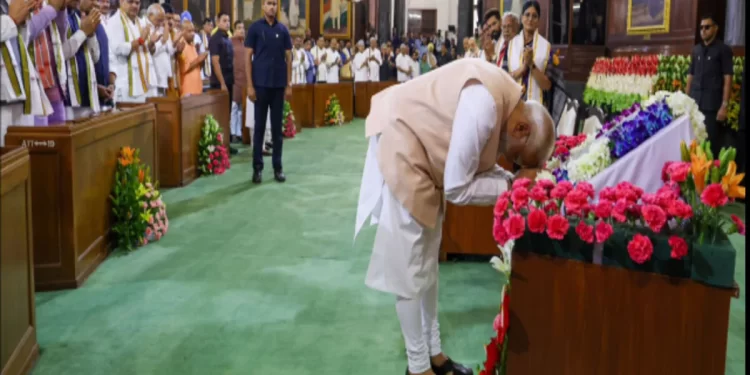 NDA सरकार गठन संसदीय बैठक: लाइव अपडेट देखें: पीएम मोदी, चंद्रबाबू नायडू, नीतीश कुमार ने क्या कहा?