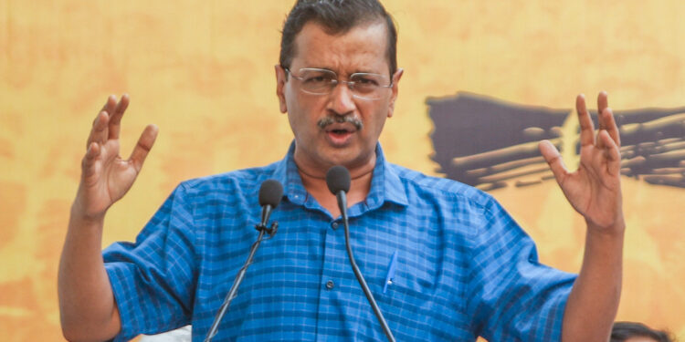 जानें आखिर दिल्ली के मुख्यमंत्री अरविंद केजरीवाल को क्यों देना पड़ रहा है पद से इस्तीफा ?