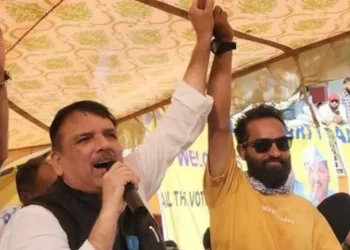 जानें कौन हैं कश्मीर में AAP का खाता खोलने वाले मेहराज मलिक…आखिर मलिक ने आप को और मतदाताओं ने मलिक को क्यों चुना..!