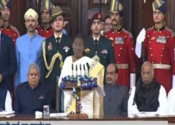 Constitution Day Parliament President Murmu PM Modi Rahul Gandhi
