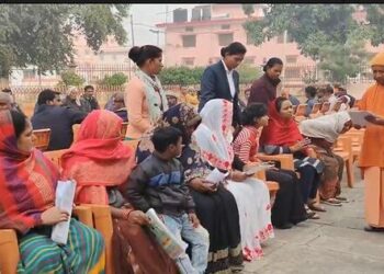 UP Chief Minister Yogi Adityanath Gorakhpur Gorakhnath Temple Janata Darbar