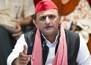 सपा प्रमुख अखिलेश का बड़ा आरोप…महाराष्ट्र चुनाव के बाद नहीं बचेगी यूपी सीएम की कुर्सी..दिल्ली वाले तलाश रहे मौका