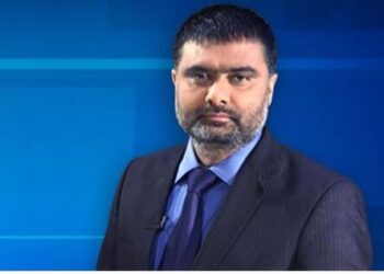 Delhi Assembly Elections 2025 Journalist Deepak Chaurasia Ten questions to Arvind Kejriwal