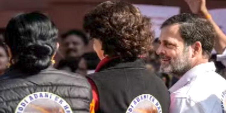 विपक्षी सांसदों ने की अडाणी जांच की मांग: राहुल गांधी ने मोदी और अडाणी को बताया ‘एक’