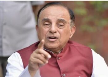 Delhi Assembly election voting continues former Union Minister Subramanian Swamy casts his vote