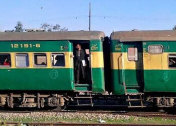 बलूच विद्रोहियों ने पाकिस्तान में ट्रेन का अपहरण कर 100 से अधिक यात्रियों को बंधक बनाया