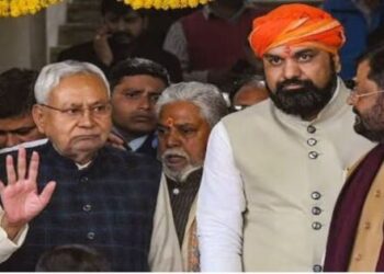 Bihar Assembly Elections 2025 Who will be the next CM Political maneuvering between NDA and Grand Alliance