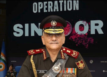 CDS जनरल अनिल चौहान का बड़ा बयान: विमान गिरे, यह मायने नहीं रखता – यह मायने रखता है कि क्यों गिरे