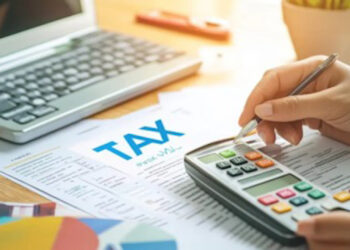 ITR नियम सख्त: गलत जानकारी देने पर 200% जुर्माना, मुकदमा और 24% ब्याज!