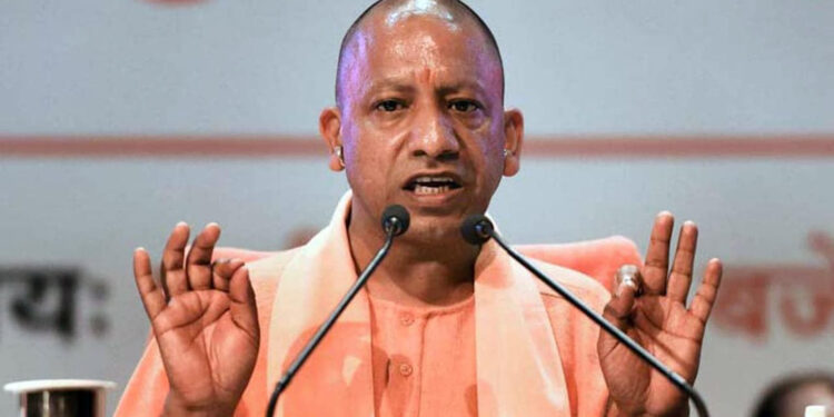 वाराणसी में सीएम योगी…विकास कार्यों की जमीनी हकीकत जानी..दी ये सख्त हिदायत