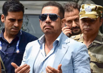 राबर्ट वाड्रा की बढ़ सकती हैं मुश्किलें, ईडी मनी लॉन्ड्रिंग केस में जल्द दाखिल करेगी चार्जशीट