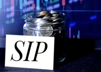₹16,000 की SIP से कैसे बनेगा ₹15 करोड़ का फंड? जानिए पूरी गणना और रणनीति