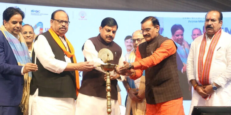रतलाम में “एमपी राइज 2025” कॉन्क्लेव….सीएम डॉ.मोहन यादव ने दी युवाओं को दी ये बढ़ी सौगात