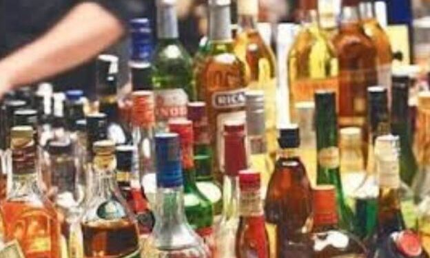 Alcohol industry will get wings in Uttar Pradesh investment proposal of 4320 crore liquor factories to be built in 15 districts