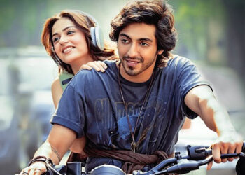 Saiyaara Worldwide Collection: संडे को सैयारा ने की बंपर कमाई, 10 दिन में पार किए 350 करोड़!