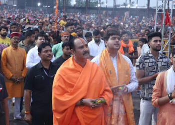 Guru Purnima 2025: कुबेरेश्वरधाम में गुरु पूर्णिमा महोत्सव: आज दी जा रही गुरु दीक्षा, प्रसादी में 30 क्विंटल नुक्ती का भोग