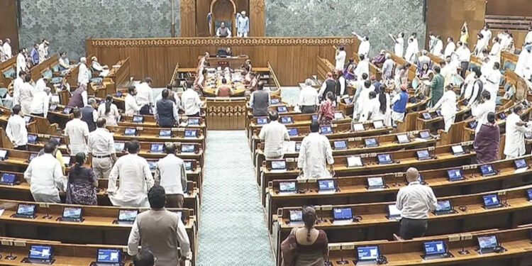 Parliament Monsoon Session : संसद में ‘ऑपरेशन सिंदूर’ पर बहस… लेकिन कांग्रेस के दिग्गज गायब! उठने लगे बड़े सवाल