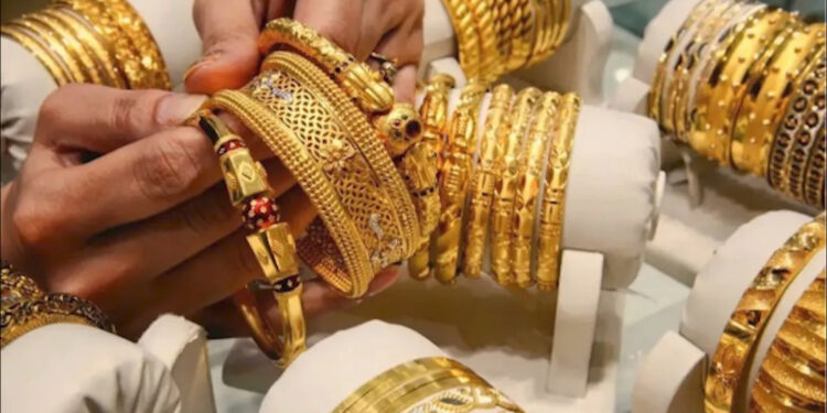 Gold Price Today 14 July 2025: सावन के पहले सोमवार पर सोने-चांदी की कीमतों में बड़ा उछाल, चांदी ने तोड़ा रिकॉर्ड!